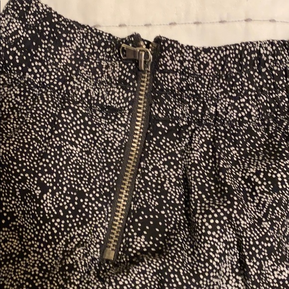 Skirt - Picture 2 of 2